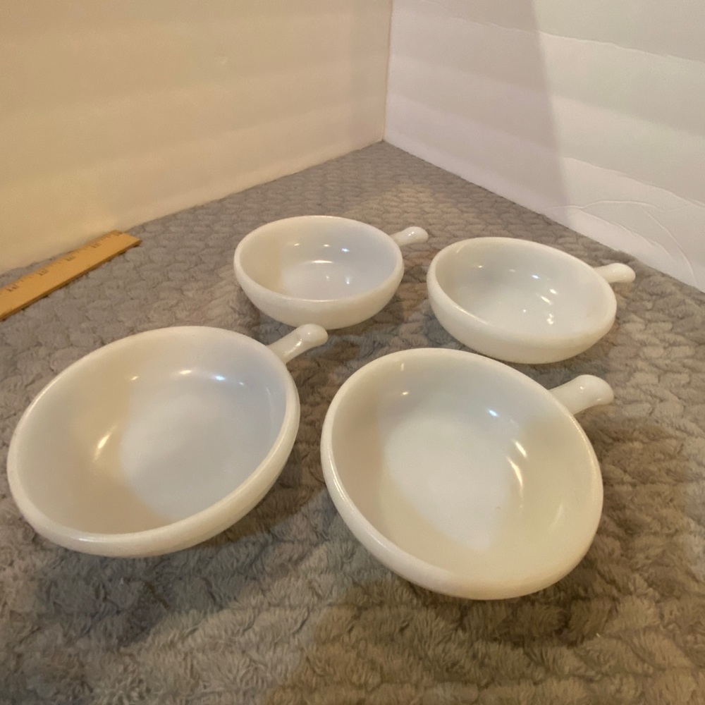 4 Vintage milk glass  GlassBake Soup/Dip Bowls